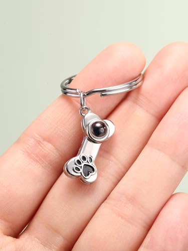 PiercingJak Foto Schlüsselanhänger mit Bild Projektion Hunde Knochen Anhänger mit Gravur Pfotenabdruck Haustier Memorial Gedenken Schlüsselbund Personalisierte Geschenke für Tierliebhaber
