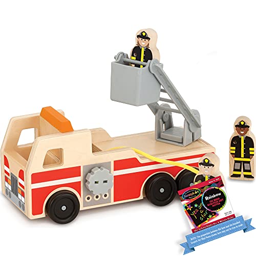 Camion de pompier en bois idée cadeau anniversaire avec scratch art