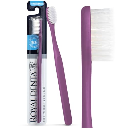Spazzolino Medio con Particelle d’Argento | Spazzolino Manuale per Denti & Spazi Interdentali | Setole Medie Antibatteriche 99,9% | Ergonomico & Durevole | Royal Denta | Viola Scuro