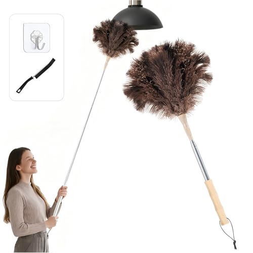 AURIVEE Plumero de Plumas de Avestruz, telescópico extensible hasta 115 cm para techos y superficies delicadas, eliminación polvo sin arañazos, lavable, mango bambú caqui con gancho y cepillo rendijas
