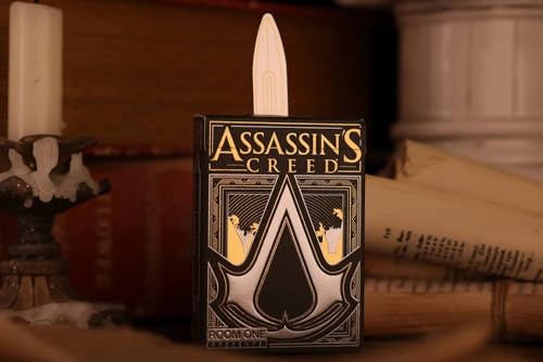 JP GAMES LTD Jeu de cartes Assassin's Creed Hidden Blade Deck (noir) – Deck de luxe par Room One Cards – Jeu de cartes à collectionner pour adultes à partir de 14 ans