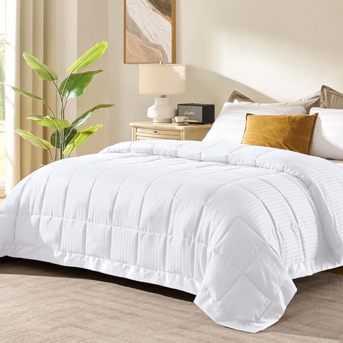 downluxe White Down Alternative Blanket