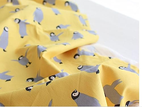 【韓国生地】 動物柄 ペンギン柄 かわいいペンギン 生地 コットン100％シーチング Korean Animal Penguin Fabric 45cm X 110cm (Yellow 【黄色】)のサムネイル