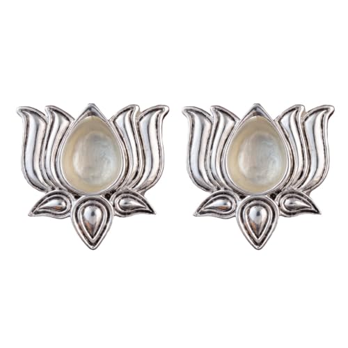 Image of Diviniti 999 Silver Plated Lotus Diya Set of 2 with Luxury Gift Box|Decorative Lotus Oil Lamp for Pooja Room, Home Temple & Diwali Decoration|Silver Finish Antique Diya for Gifting & Spiritual Decor