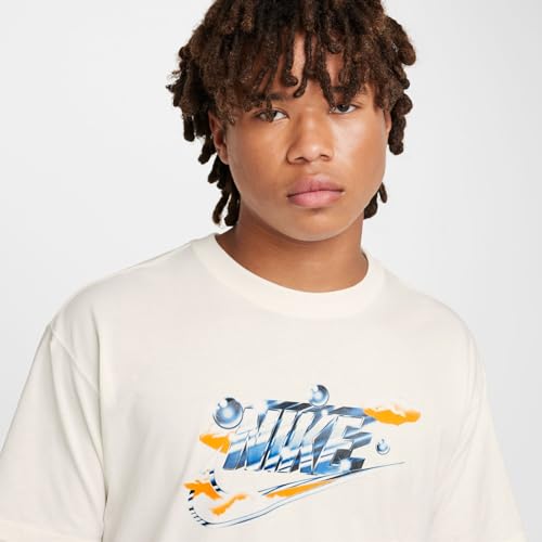 Nike Men's Cloud Graphic T-Shirt4