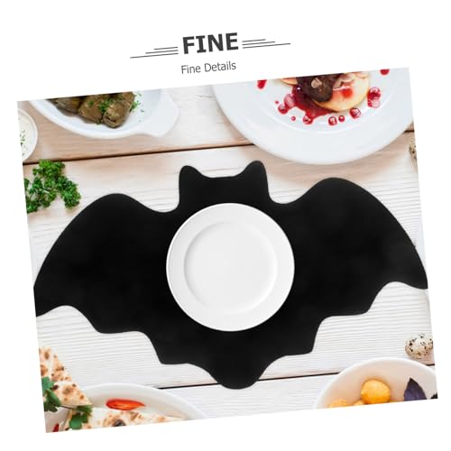 Table de Halloween réussie avec le set de table chauve-souris Amosfun en feutre noir