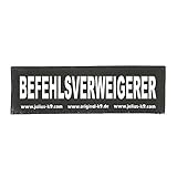 Lichtreflektierende Schrift auf schwarzem Grund