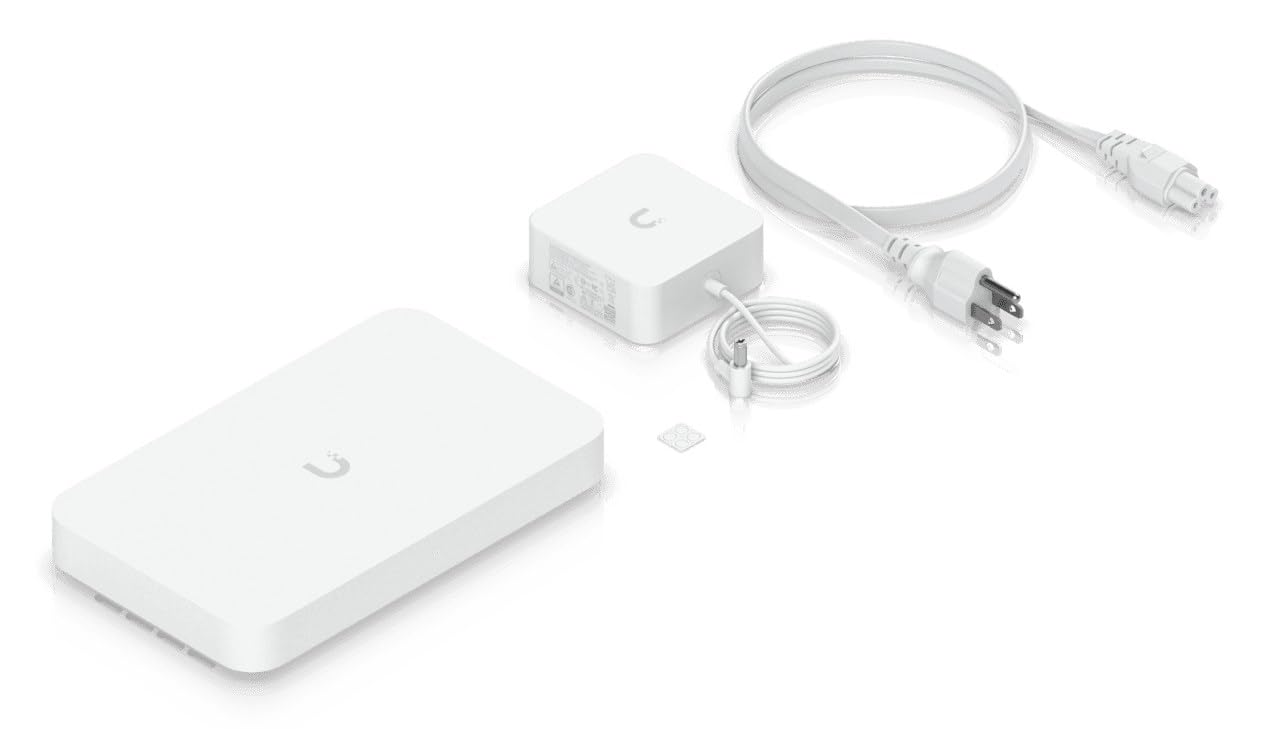 Amazon.com: UbiQuiti UXG fibre : Electronics