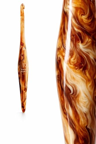 Image of Furls Crochet Hook, Limited Edition Latte Streamline Resin, Ergonomic Handle Crochet Hooks 7 inch (Latte, I - 5.50MM)
