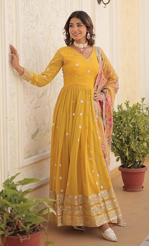 Image of Fashion Basket Georgette Embroidered Anarkali Kurta Set for Women