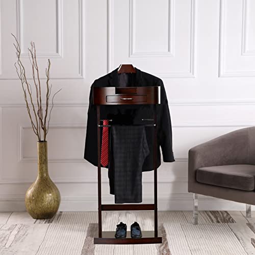Porte-manteau sans plis au sol pour optimiser les petits espaces