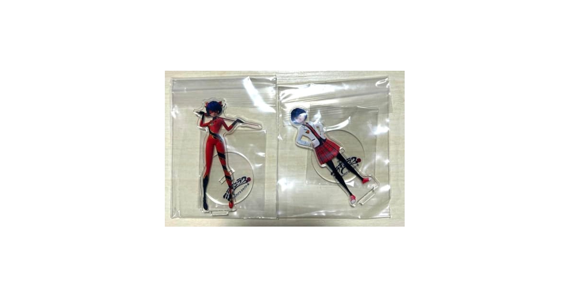 Amazon.co.jp: ミラキュラス レディバグ シャノワール アクリル