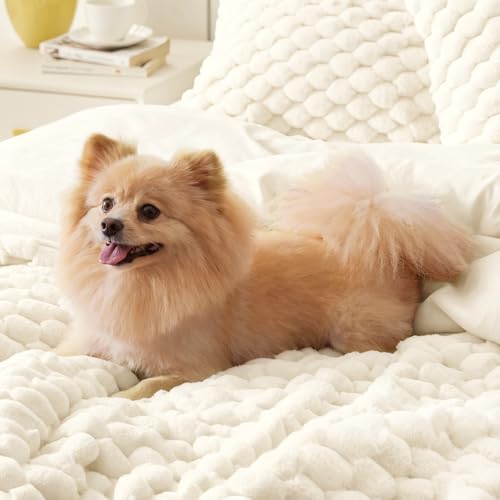 Image of BEDELITE Fluffy King Size Comforter Set - Beige Fleece Soft Comforter for King Size Bed, Luxury Warm Bedding Set for Winter, Fuzzy Bed Set 3 Pieces (1 Comforter, 2 Pillowcases)