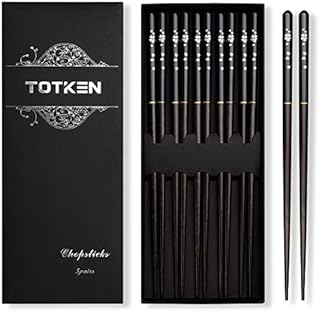TOTKEN Chopsticks, 9 Inch Japanese Natural Wooden Chopsticks Reusable and Durable 5 Pairs Lightweight Wood Chopsticks for Sushi, Pasta, Or Chinese Japanese Dishes with Gift Box(Black)