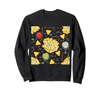 Cinco de Mayo, Mexique, Nachos, chips, salsa, guacamole, nourriture mexicaine, tex-mex, apéritif, collation, nourriture de fête, vibrant, épicé, herbes, trempette Cinco de mayo, mexique, nachos, chips, salsa, guacamole, nourriture mexicaine, tex-mex,...