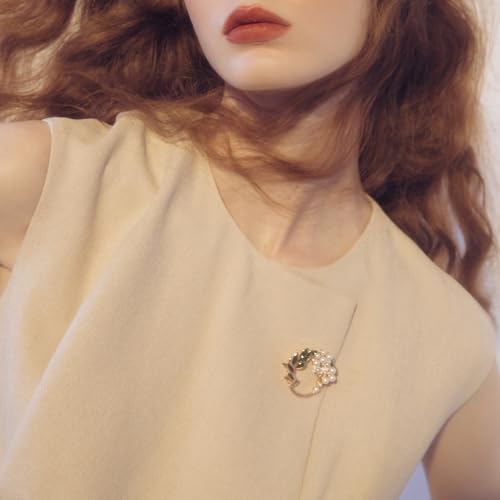 Image of SHE'S FREE STYLE JUST FOR YOU Handmade Gardenia Brooches and Pins For Women, Enamel Flower Brooch Green Leaves Pins Hand Dripping Oil Jewelry Brooch Pins Fashion Garland Safety Pins