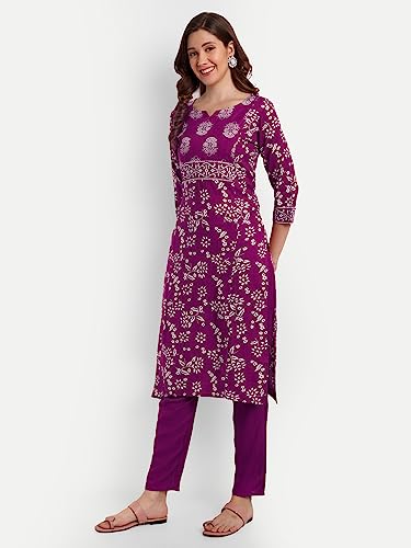 Image of Ayukta Women's Rayon Printed Straight Kurta