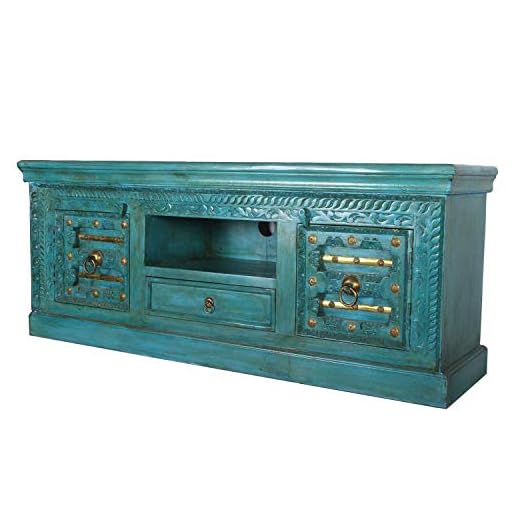 Fernsehkommode Harim aus massivem Holz