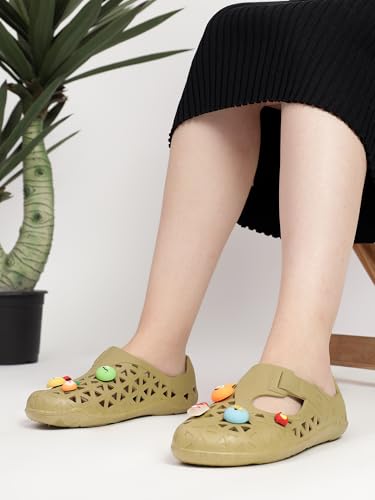 Image of CASSIEY Fashionable Comfortable Slipper Slip on Flat Sandals For Women