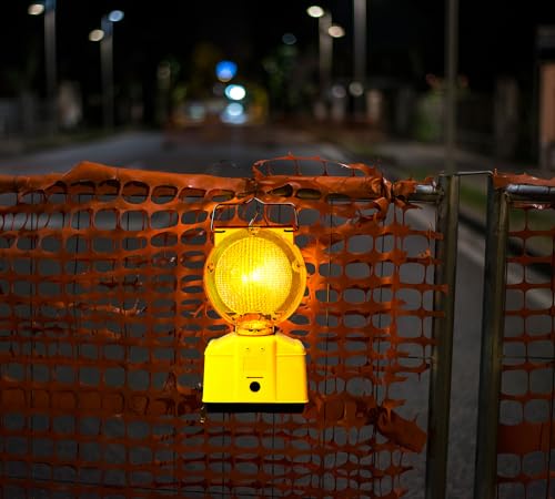 Stak SOLAR BLINK ROAD: Wiederaufladbares LED-Straßenblinklicht mit Solarpanel