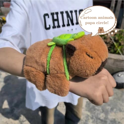 MUYAPAY Capybara Schnapparmband Kinder, Simulation Capybara Plüschtier, Weiche Plüschtier Capibara Kuscheltier Kuscheltier Snap Armband, Geschenk für Kinder, Mit Schildkröten-Rucksack