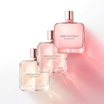 イレジスティブル オーデパルファム ローズ ベルベット GIVENCHY 香水 イレジスティブル オーデパルファム ローズ ベルベット - オーデ