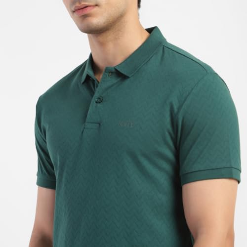 Image of Levi's Men's Regular Fit Self Design T-Shirt