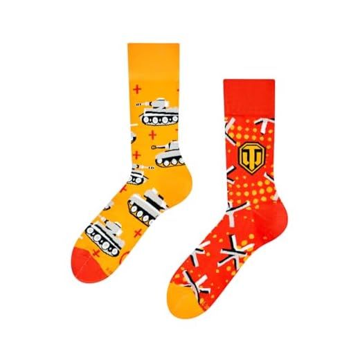 Dedoles Socken Unisex Damen Herren & Kinder Baumwolle viele lustige Designs Fussball Fahrrad Pferde Pflanzen Geschenk links rechts verschieden, Farbe: Grün, Motiv: World of Tanks - FV4005, Gr. 43-46