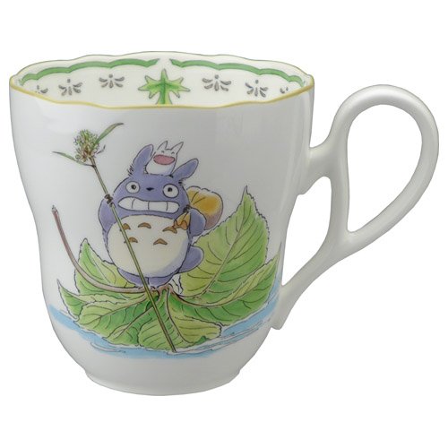 Totoro Smiling on Leaves Noritake Studio Ghibli - Taza