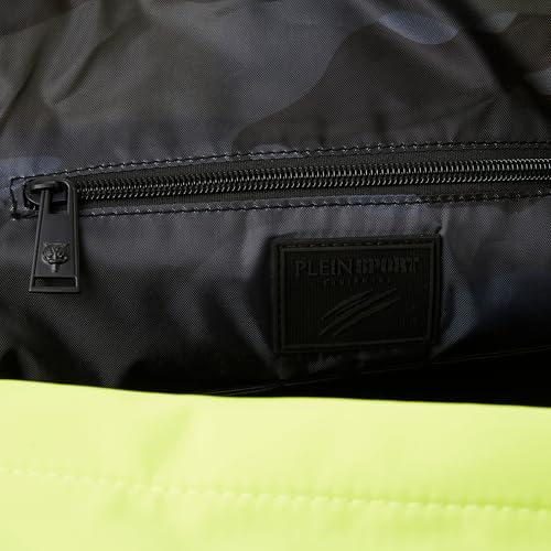 Mochila PLEIN SPORT de nylon resistente transformable en bolso de mano 3