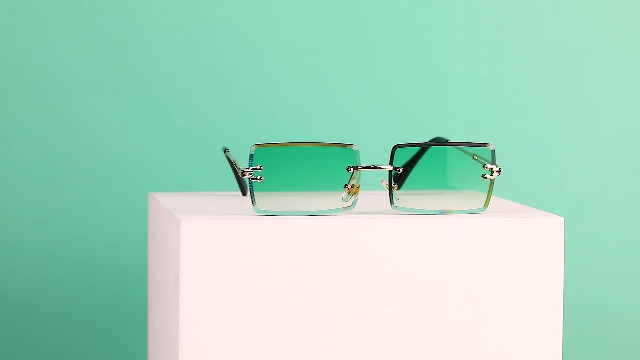 Amazon.com: Frienda 4 Pairs Rimless Rectangle Sunglasses  display picture 1