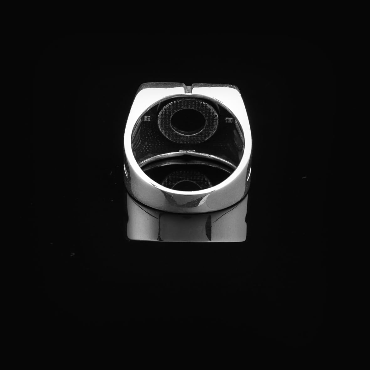Anello con gemma di smeraldo fatto a mano - Anello da mignolo d'argento vintage per uomo, incisione personalizzata disponibile e panno di lucidatura d'argento in dotazione (22)