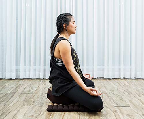 Image of Leewadee Meditation Cushion Set - 1 Small Zafu Yoga Pillow and 1 Small Roll-Up Zabuton Mat Filled with Kapok