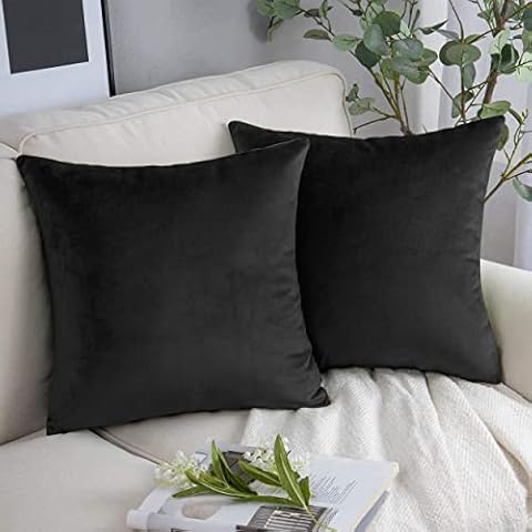 YORKSHIRE BEDDING Velvet Cushion Covers 2 Pack Cover