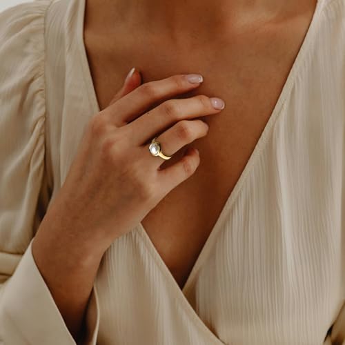 Pearl Ring for Women, 18K Gold Plated Rings for Bride Wedding Engagement Band Birthday Jewelry for Women Fits Sizes 5 to 113
