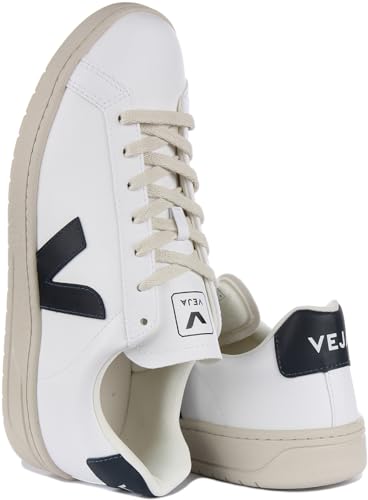 Veja Women's Urca Sneaker4