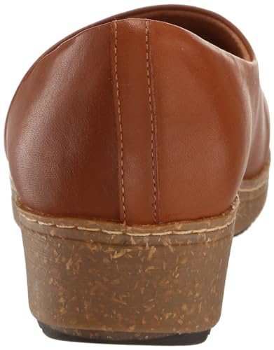 SoftWalk Women's Addie Clog3