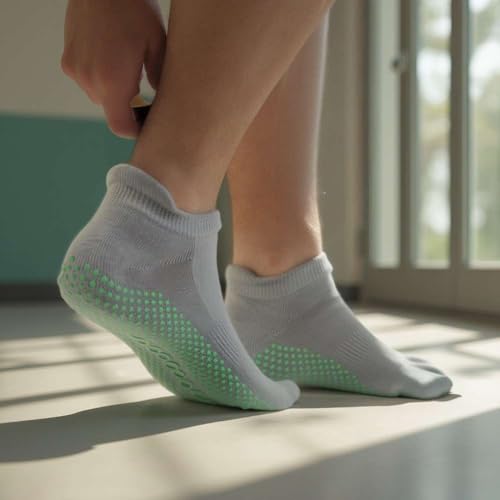 NeuroSox Toe Separator Grip Socks for Neurological Foot Support. Non-skid Pilates Socks with Compression Arch Band.4