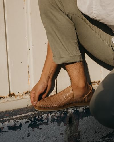 Image of Mexico en la Piel Handmade Leather Huarache Sandals for Men - Genuine Tan Leather, Slip-On, Breathable Design, Ultra Comfortable Insole, Casual and Beach-Ready Shoes, Sizes 7-13 US