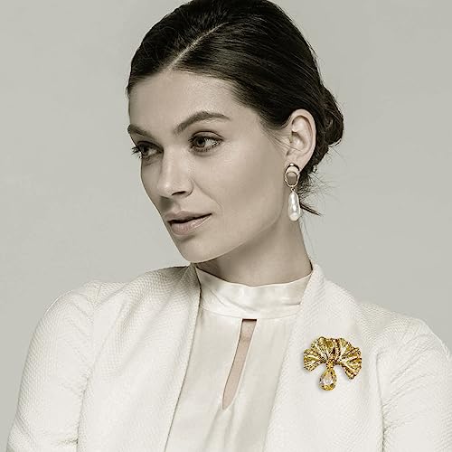 Image of Women's Brooches and Pins Vintage Fashion Statement Jewelry