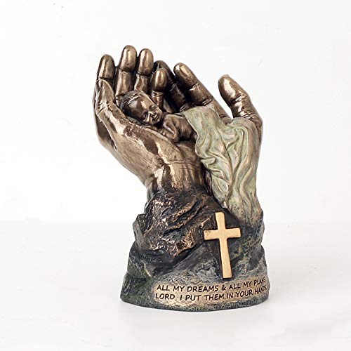 Estatua de bebé descansando en manos del Señor 11.43 cm