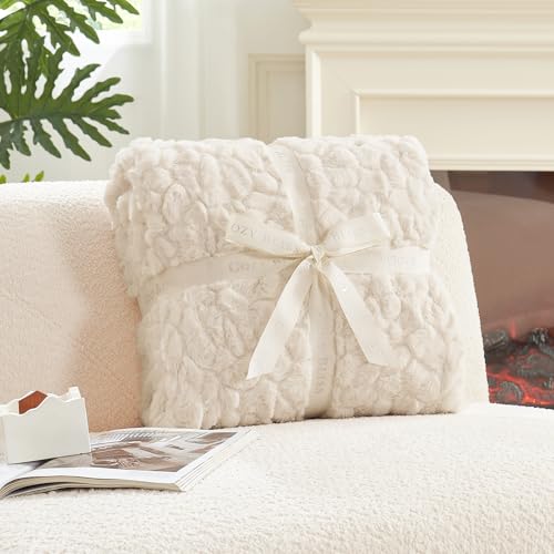 Mainstays Cozy Textured Plush Throw Blanket product image