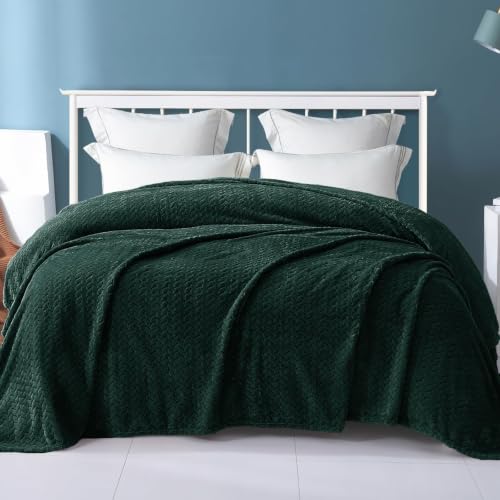 Image of Exclusivo Mezcla Soft Fleece Bed Blanket Queen Size, 90 inchx90 inch, Forest Green | Cozy Fluffy Lightweight Blankets for Summer, Decorative Plush Flannel Throws for Living Room, Bedroom with Leaves Pattern