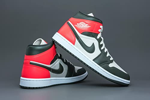 Image of Nike Women's Air Jordan 1 Mid SE Sneaker