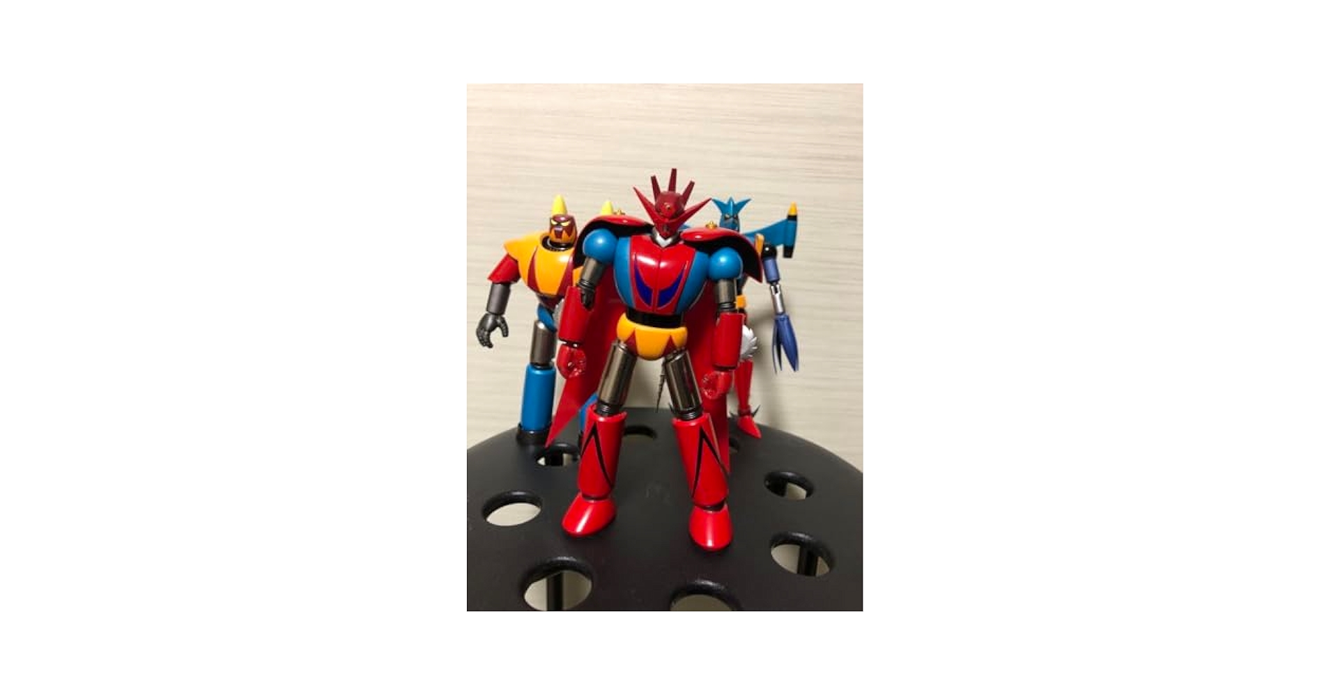 【新品未開封】超合金魂　ゲッタードラゴン、ライガー、ポセイドン　3種セット Amazon.co.jp: 超合金魂 ゲッタードラゴン ゲッターライガー