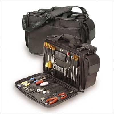 682 3-Section Zipper Versa Case