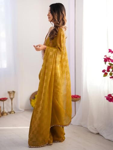 Image of AKHILAM Women's Chiffon Checkered Printed Saree With Unstitched Blouse Piece (AARYAN14602 KR Parent)