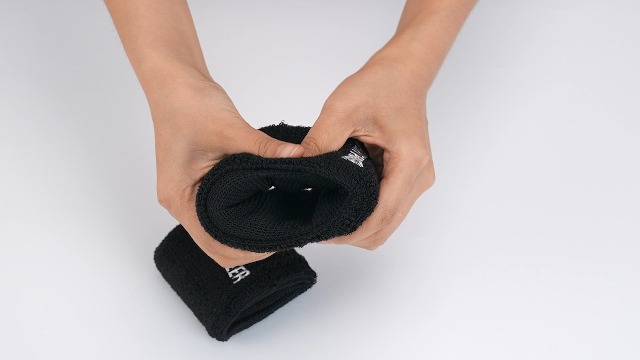 Protège-poignets Lestés Agatige – 2 X 0,5 Kg, Poids Ajustables En Coton, Pour Marche Et Musculation (noir)