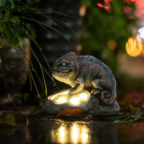 Rezpuao Solar Chameleon Garden Statues Outdoor Decor Resin Chameleon Figurine with Solar Light for Patio,Balcony,Yard,Lawn Ornament,Perfect Garden Gift