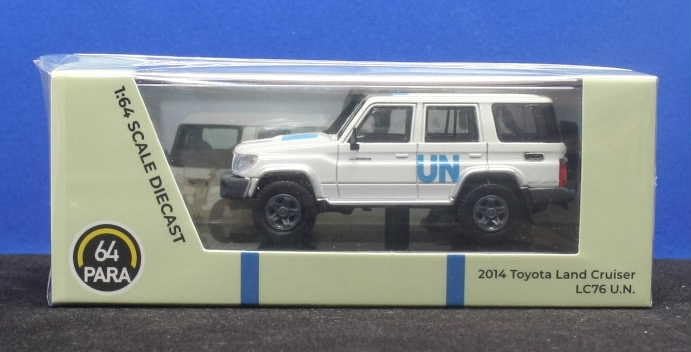 Amazon | 1/64 PARA64 ミニカー ランドクルーザー LC76 2014 United